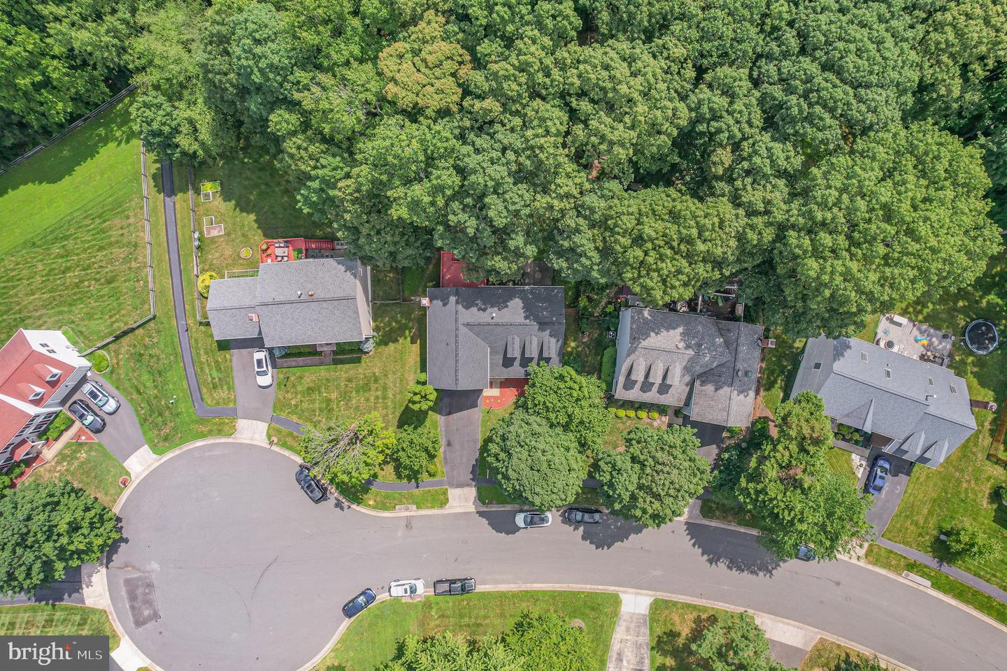 14591 ESTATE DR, WOODBRIDGE, Virginia 22193, 5 Bedrooms Bedrooms, ,3 BathroomsBathrooms,Residential,For sale,14591 ESTATE DR,VAPW2097380 MLS # VAPW2097380