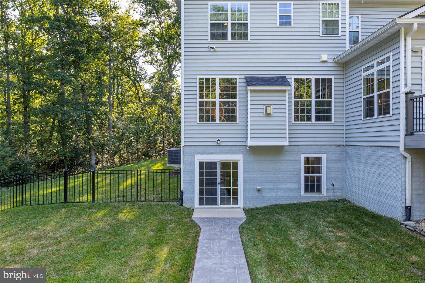 11401 BRANDY LN, SPOTSYLVANIA, Virginia 22553, 6 Bedrooms Bedrooms, ,4 BathroomsBathrooms,Residential,For sale,11401 BRANDY LN,VASP2034102 MLS # VASP2034102