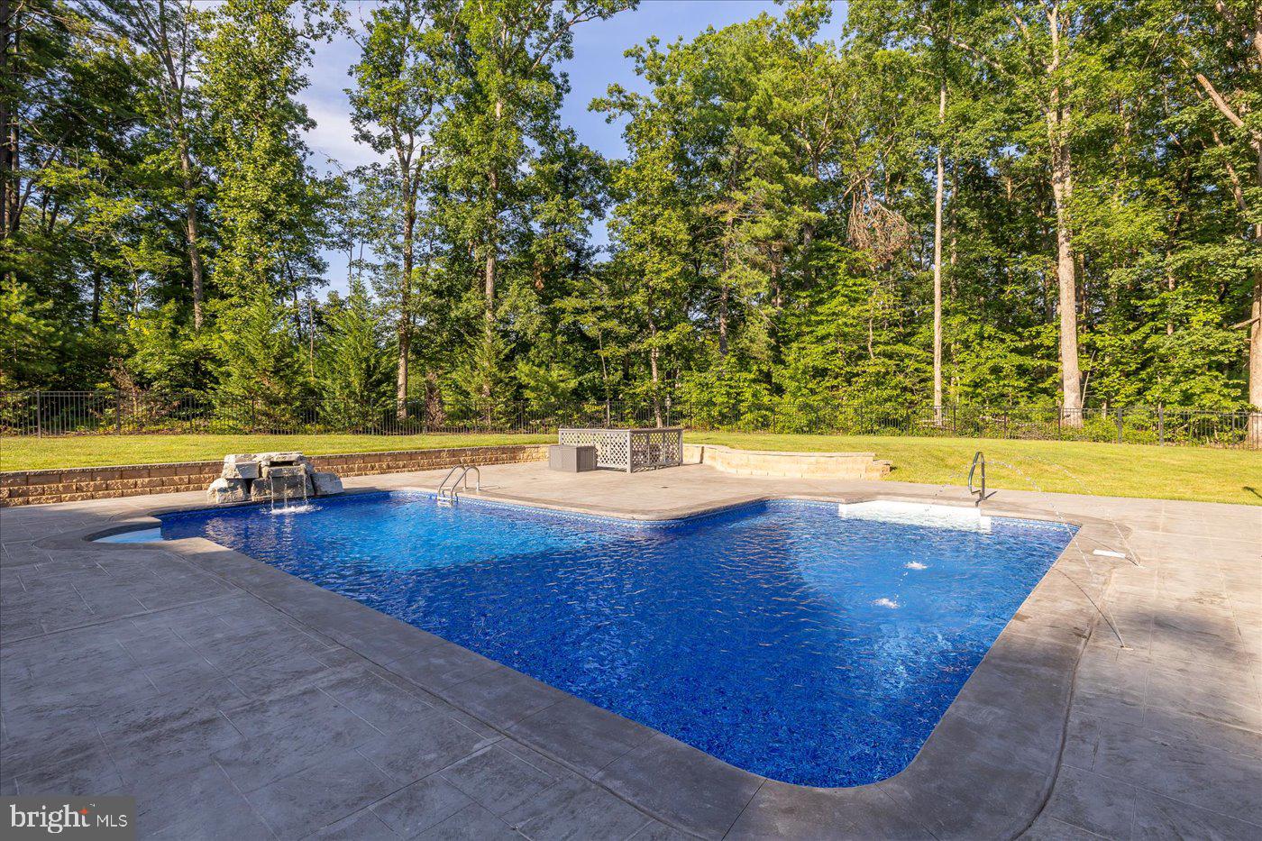 11401 BRANDY LN, SPOTSYLVANIA, Virginia 22553, 6 Bedrooms Bedrooms, ,4 BathroomsBathrooms,Residential,For sale,11401 BRANDY LN,VASP2034102 MLS # VASP2034102