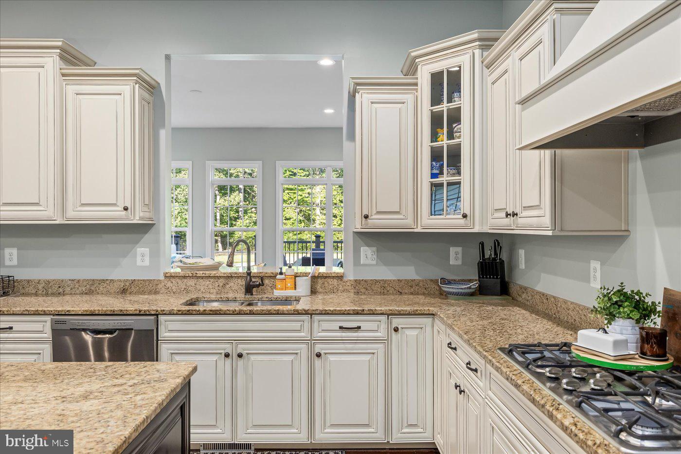 11401 BRANDY LN, SPOTSYLVANIA, Virginia 22553, 6 Bedrooms Bedrooms, ,4 BathroomsBathrooms,Residential,For sale,11401 BRANDY LN,VASP2034102 MLS # VASP2034102