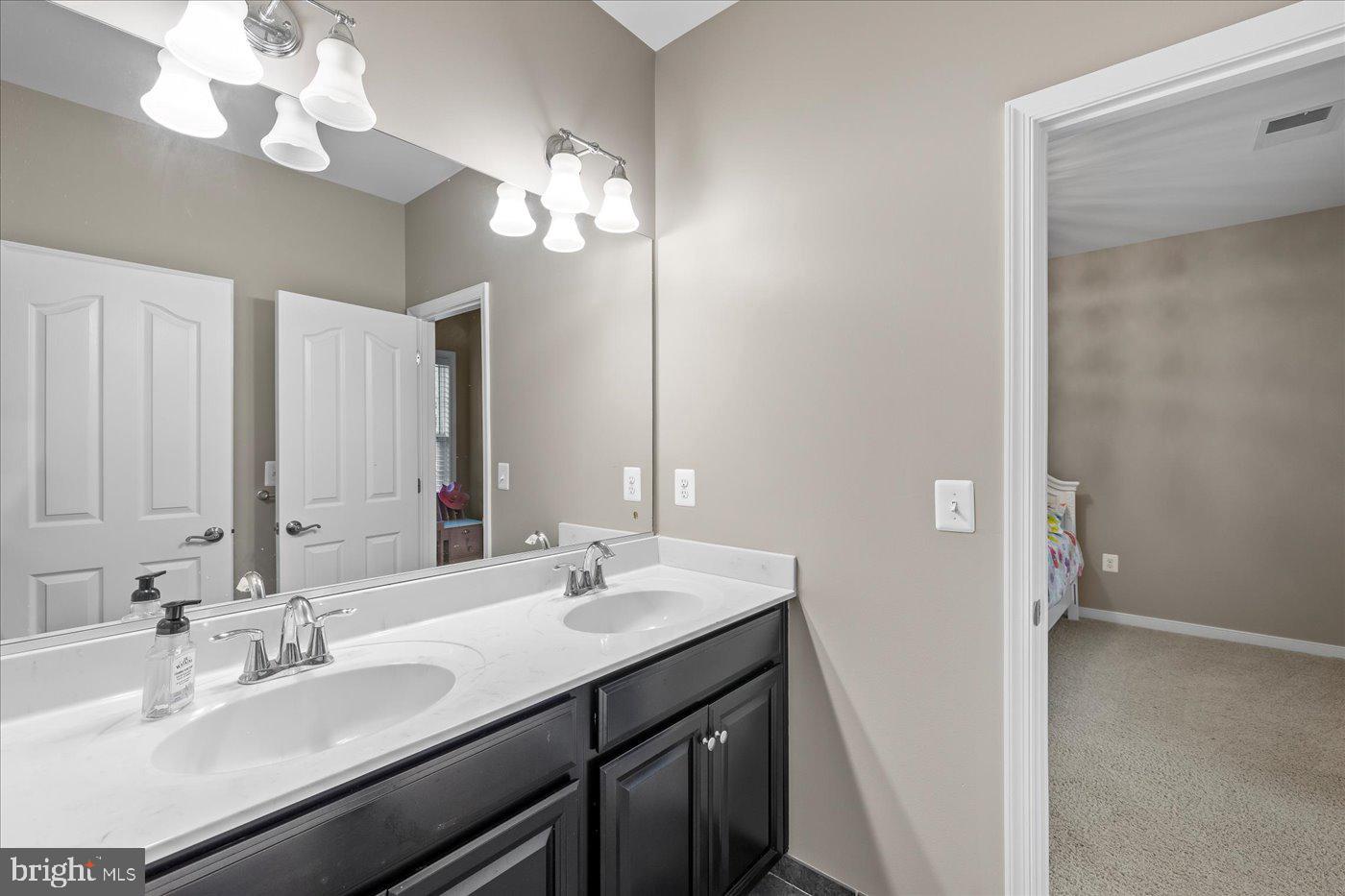 11401 BRANDY LN, SPOTSYLVANIA, Virginia 22553, 6 Bedrooms Bedrooms, ,4 BathroomsBathrooms,Residential,For sale,11401 BRANDY LN,VASP2034102 MLS # VASP2034102