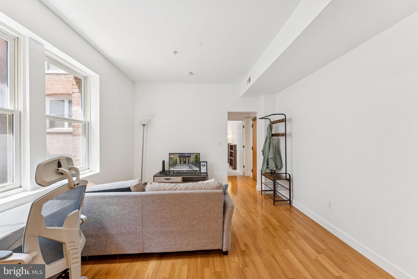 1440 COLUMBIA RD NW #204, WASHINGTON, District Of Columbia 20009, 1 Bedroom Bedrooms, ,1 BathroomBathrooms,Residential,For sale,1440 COLUMBIA RD NW #204,DCDC2207476 MLS # DCDC2207476