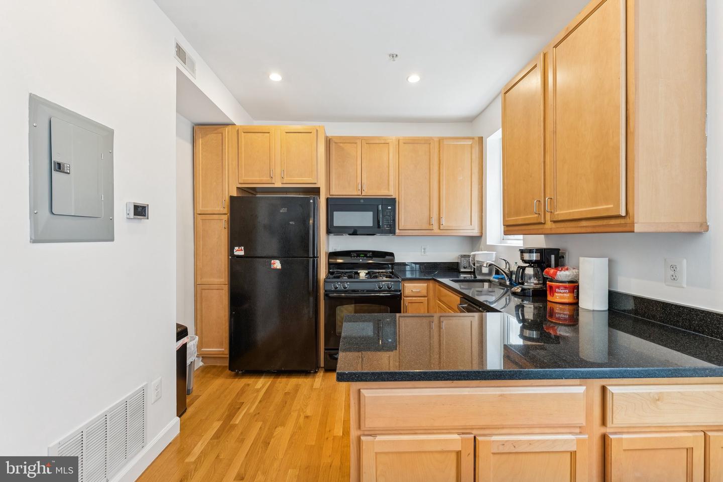 1440 COLUMBIA RD NW #204, WASHINGTON, District Of Columbia 20009, 1 Bedroom Bedrooms, ,1 BathroomBathrooms,Residential,For sale,1440 COLUMBIA RD NW #204,DCDC2207476 MLS # DCDC2207476