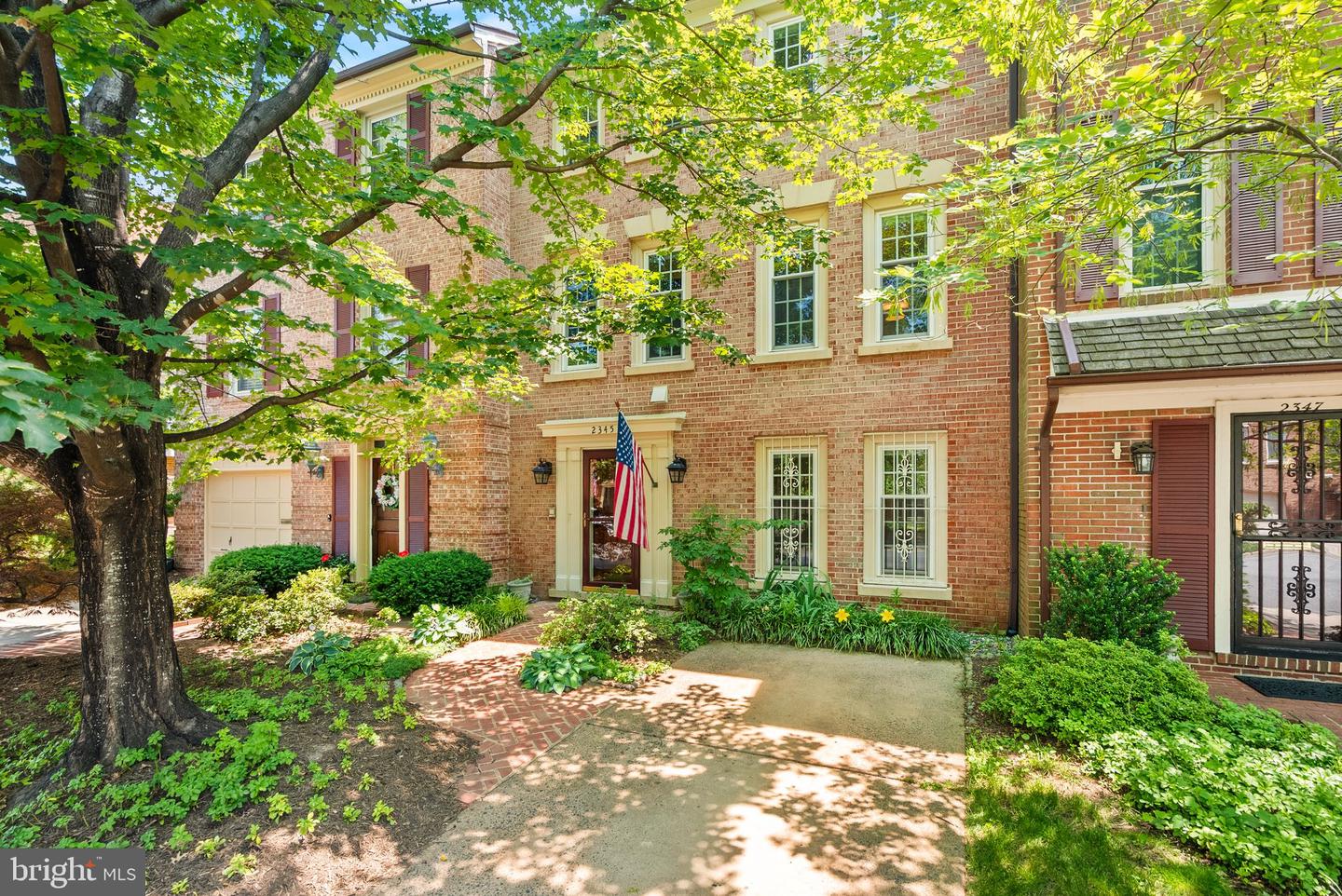 2345 S ROLFE ST S, ARLINGTON, Virginia 22202, 4 Bedrooms Bedrooms, ,3 BathroomsBathrooms,Residential,For sale,2345 S ROLFE ST S,VAAR2059904 MLS # VAAR2059904