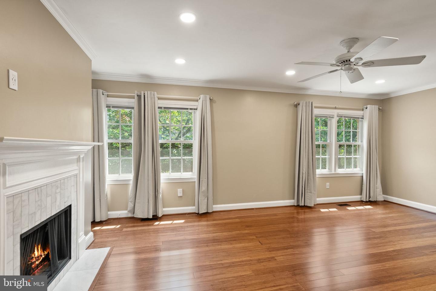 2345 S ROLFE ST S, ARLINGTON, Virginia 22202, 4 Bedrooms Bedrooms, ,3 BathroomsBathrooms,Residential,For sale,2345 S ROLFE ST S,VAAR2059904 MLS # VAAR2059904