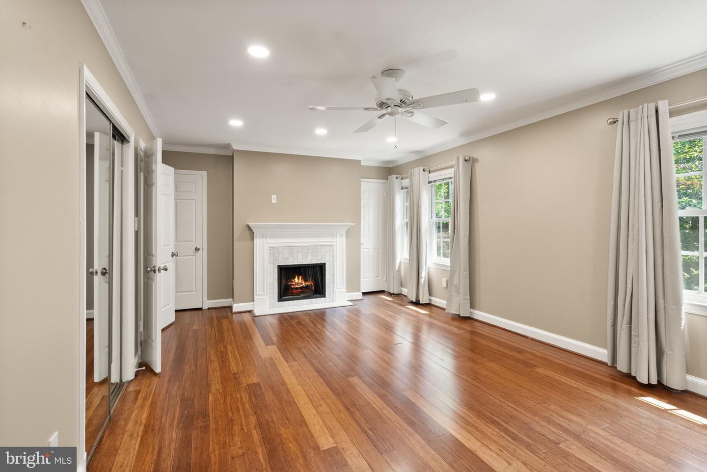 2345 S ROLFE ST S, ARLINGTON, Virginia 22202, 4 Bedrooms Bedrooms, ,3 BathroomsBathrooms,Residential,For sale,2345 S ROLFE ST S,VAAR2059904 MLS # VAAR2059904