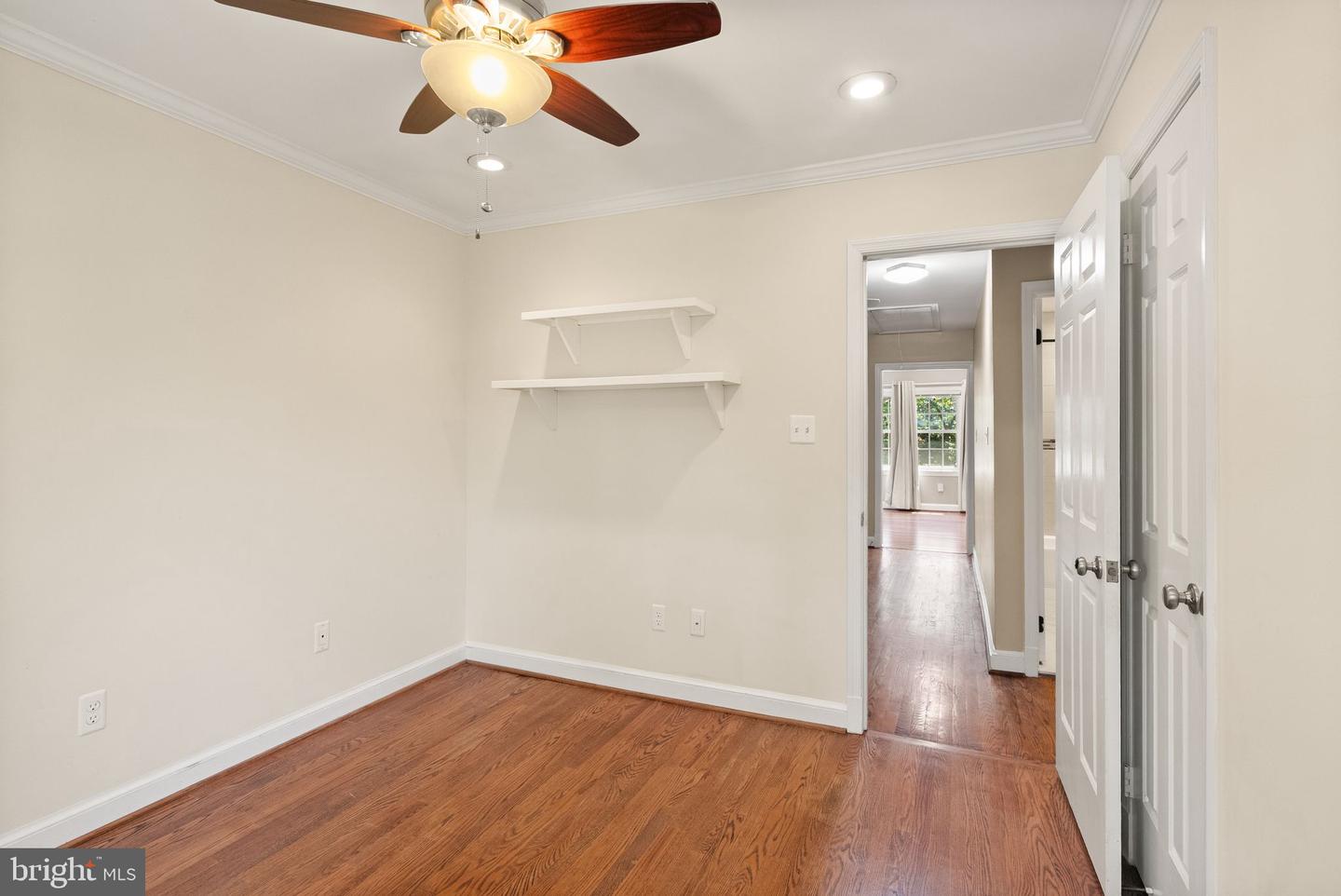 2345 S ROLFE ST S, ARLINGTON, Virginia 22202, 4 Bedrooms Bedrooms, ,3 BathroomsBathrooms,Residential,For sale,2345 S ROLFE ST S,VAAR2059904 MLS # VAAR2059904