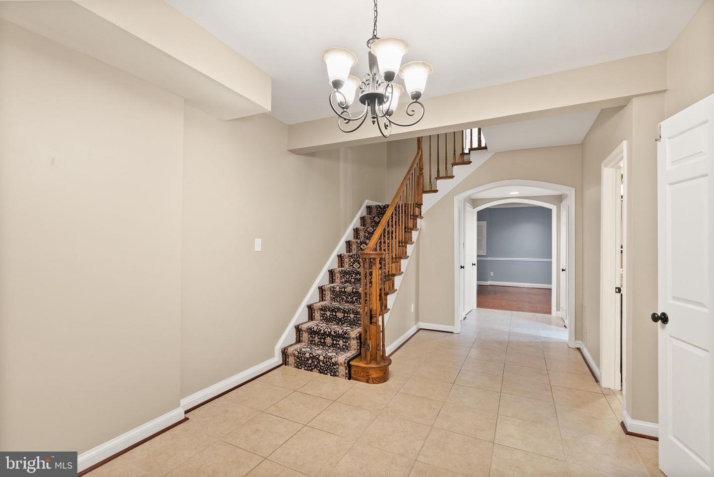 2345 S ROLFE ST S, ARLINGTON, Virginia 22202, 4 Bedrooms Bedrooms, ,3 BathroomsBathrooms,Residential,For sale,2345 S ROLFE ST S,VAAR2059904 MLS # VAAR2059904