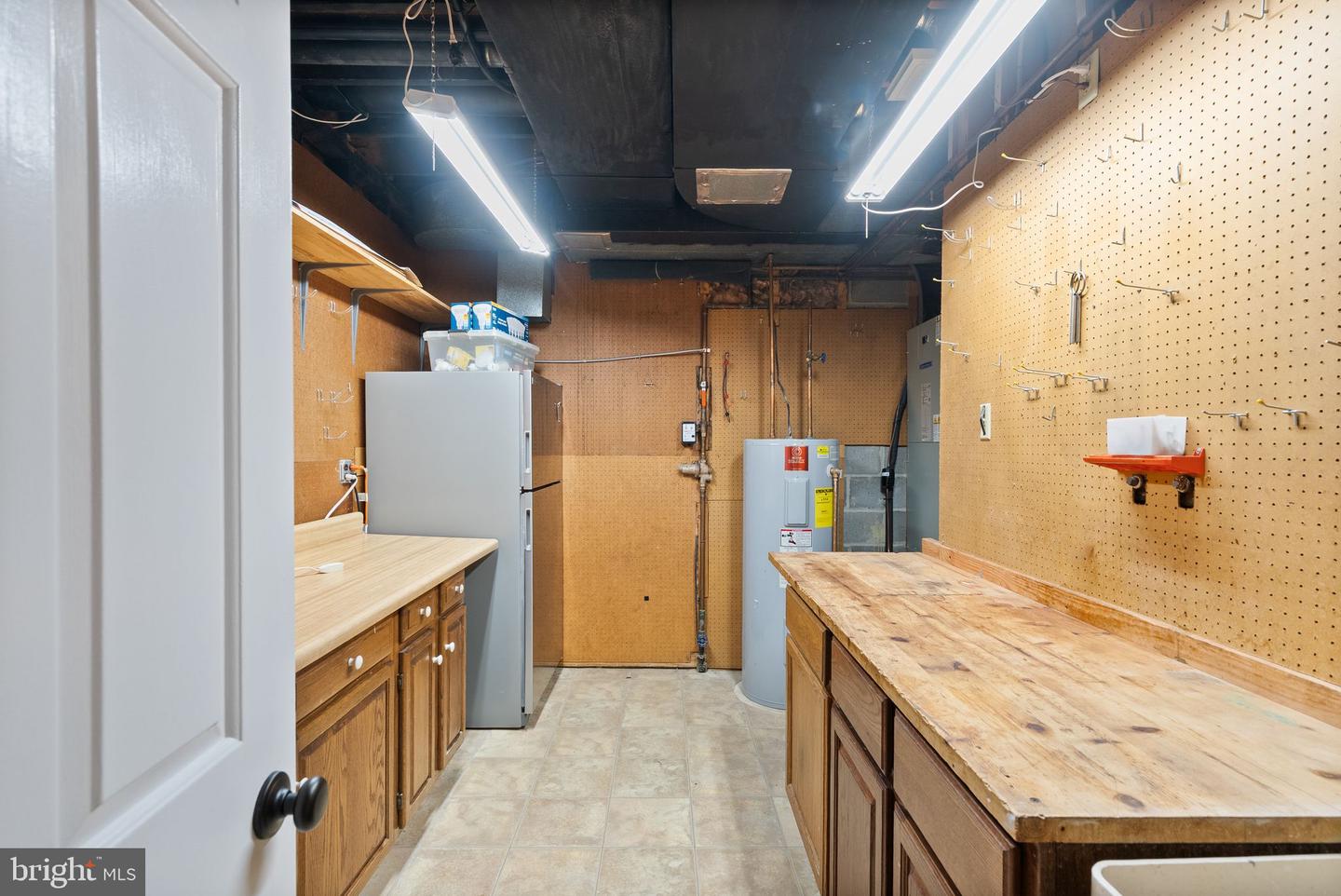 2345 S ROLFE ST S, ARLINGTON, Virginia 22202, 4 Bedrooms Bedrooms, ,3 BathroomsBathrooms,Residential,For sale,2345 S ROLFE ST S,VAAR2059904 MLS # VAAR2059904