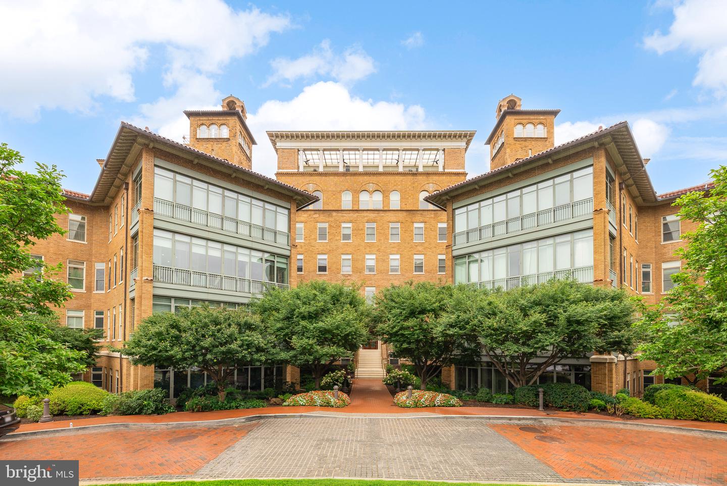 2425 L ST NW #234, WASHINGTON, District Of Columbia 20037, 1 Bedroom Bedrooms, ,1 BathroomBathrooms,Residential,For sale,2425 L ST NW #234,DCDC2208038 MLS # DCDC2208038