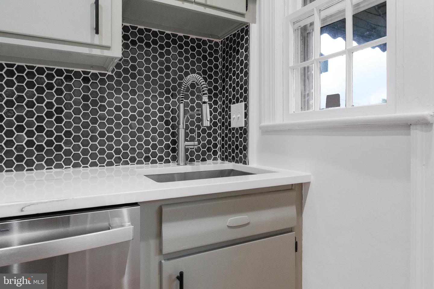 4457 ALABAMA AVE SE, WASHINGTON, District Of Columbia 20019, 3 Bedrooms Bedrooms, ,2 BathroomsBathrooms,Residential,For sale,4457 ALABAMA AVE SE,DCDC2208548 MLS # DCDC2208548