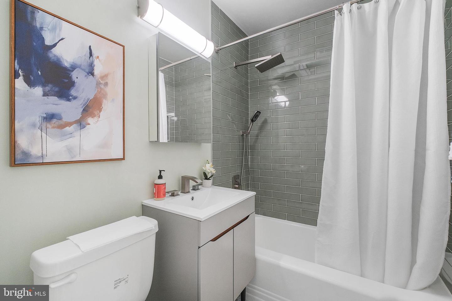 4457 ALABAMA AVE SE, WASHINGTON, District Of Columbia 20019, 3 Bedrooms Bedrooms, ,2 BathroomsBathrooms,Residential,For sale,4457 ALABAMA AVE SE,DCDC2208548 MLS # DCDC2208548