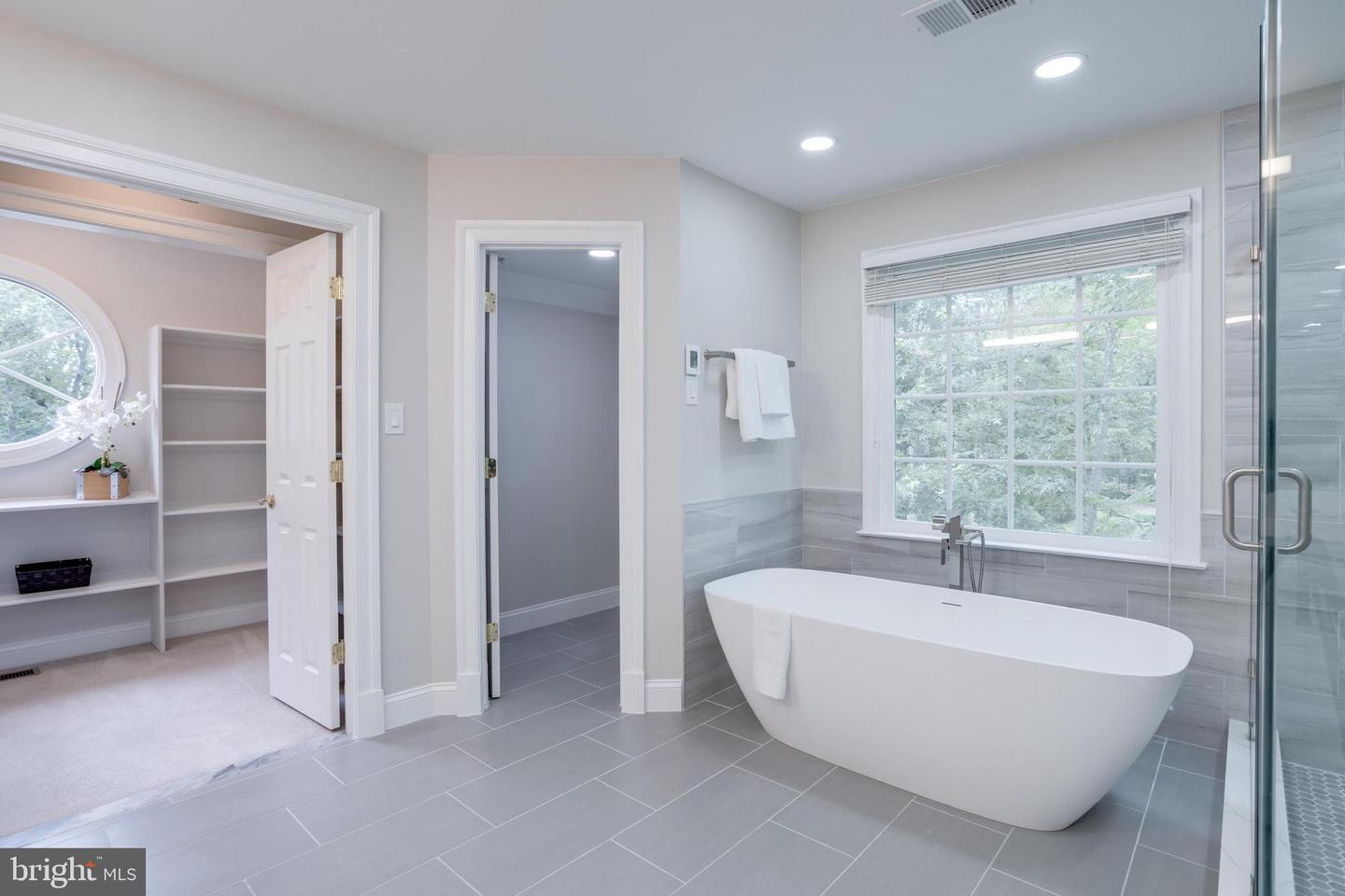 9001 LITTLETON ST, FAIRFAX, Virginia 22032, 5 Bedrooms Bedrooms, ,4 BathroomsBathrooms,Residential,For sale,9001 LITTLETON ST,VAFX2252790 MLS # VAFX2252790
