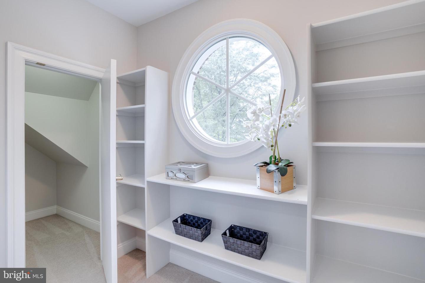 9001 LITTLETON ST, FAIRFAX, Virginia 22032, 5 Bedrooms Bedrooms, ,4 BathroomsBathrooms,Residential,For sale,9001 LITTLETON ST,VAFX2252790 MLS # VAFX2252790