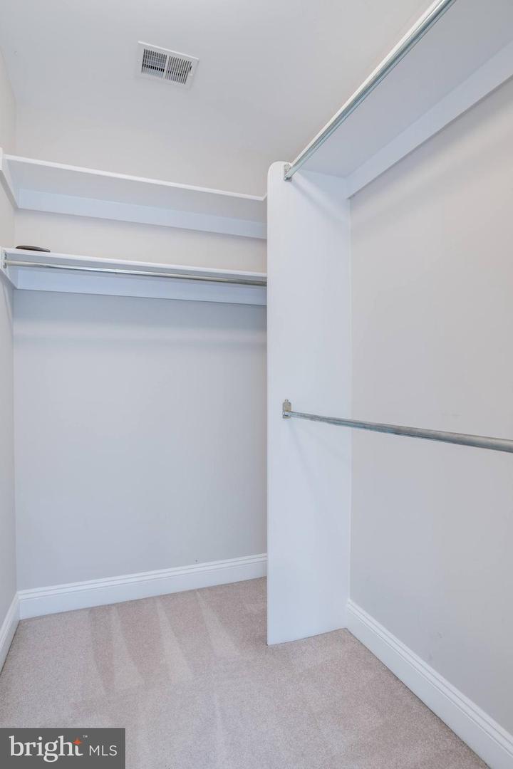 9001 LITTLETON ST, FAIRFAX, Virginia 22032, 5 Bedrooms Bedrooms, ,4 BathroomsBathrooms,Residential,For sale,9001 LITTLETON ST,VAFX2252790 MLS # VAFX2252790