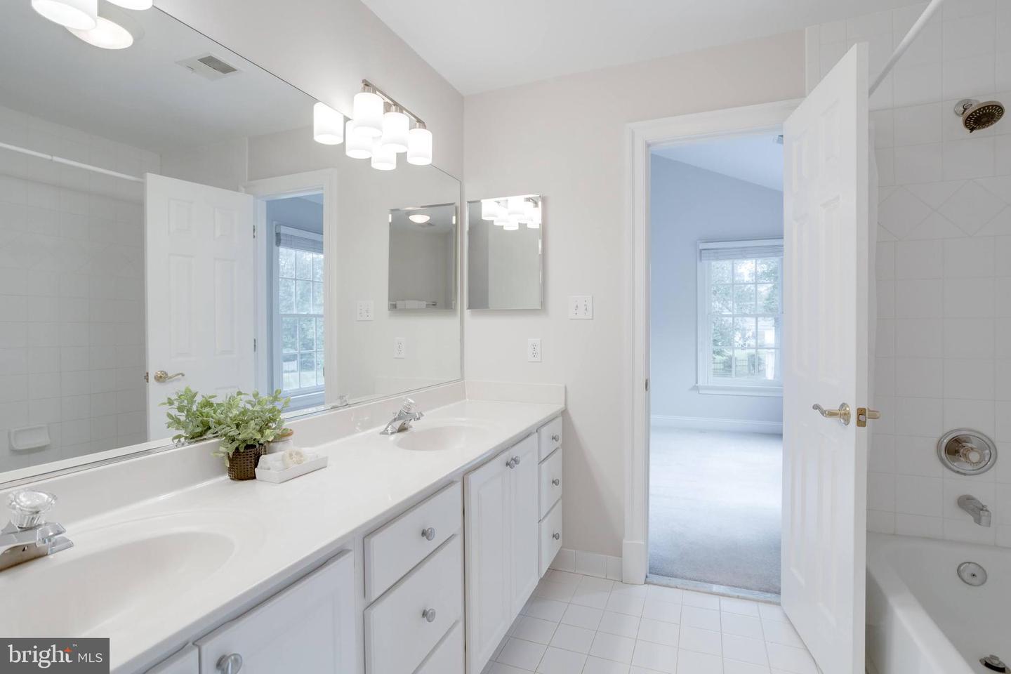 9001 LITTLETON ST, FAIRFAX, Virginia 22032, 5 Bedrooms Bedrooms, ,4 BathroomsBathrooms,Residential,For sale,9001 LITTLETON ST,VAFX2252790 MLS # VAFX2252790