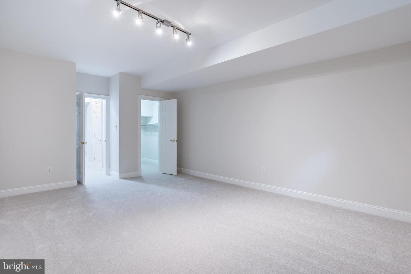 9001 LITTLETON ST, FAIRFAX, Virginia 22032, 5 Bedrooms Bedrooms, ,4 BathroomsBathrooms,Residential,For sale,9001 LITTLETON ST,VAFX2252790 MLS # VAFX2252790