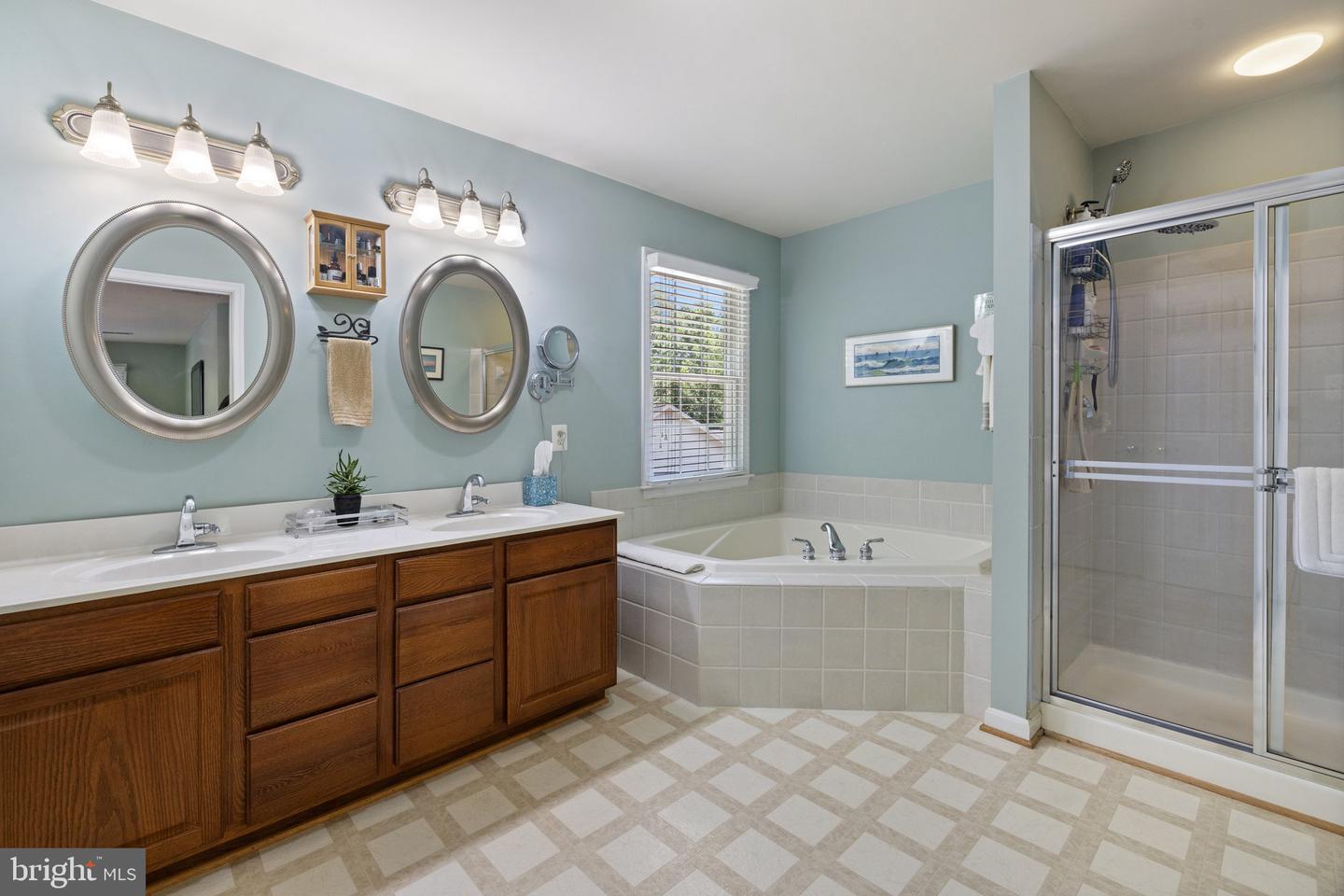 17277 KETTLEBROOK LNDG, JEFFERSONTON, Virginia 22724, 4 Bedrooms Bedrooms, ,2 BathroomsBathrooms,Residential,For sale,17277 KETTLEBROOK LNDG,VACU2010904 MLS # VACU2010904