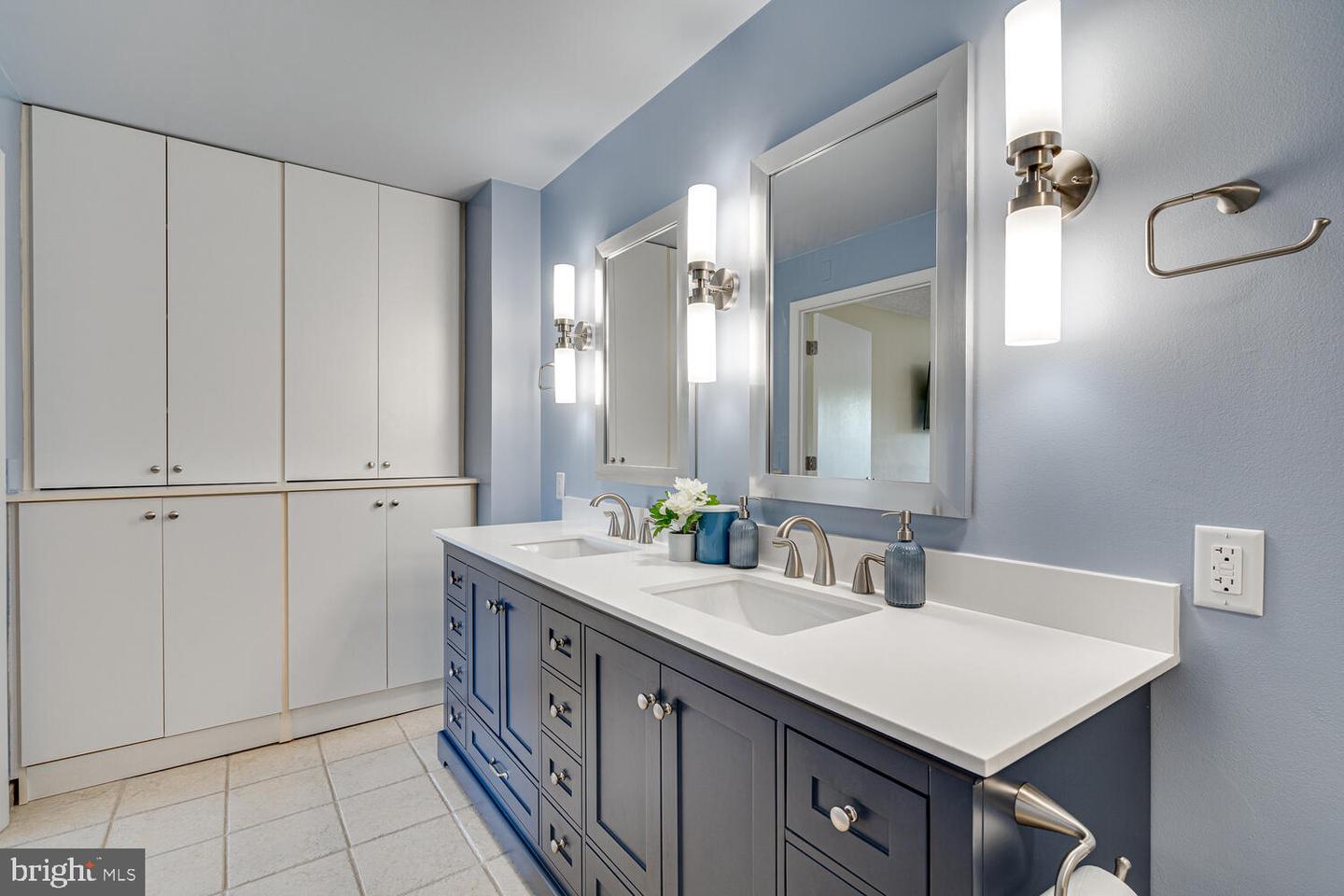 200 N PICKETT ST #308, ALEXANDRIA, Virginia 22304, 3 Bedrooms Bedrooms, ,2 BathroomsBathrooms,Residential,For sale,200 N PICKETT ST #308,VAAX2047034 MLS # VAAX2047034