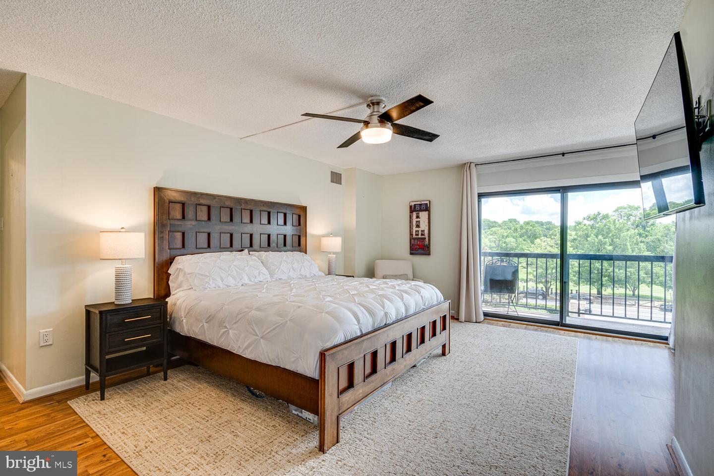 200 N PICKETT ST #308, ALEXANDRIA, Virginia 22304, 3 Bedrooms Bedrooms, ,2 BathroomsBathrooms,Residential,For sale,200 N PICKETT ST #308,VAAX2047034 MLS # VAAX2047034