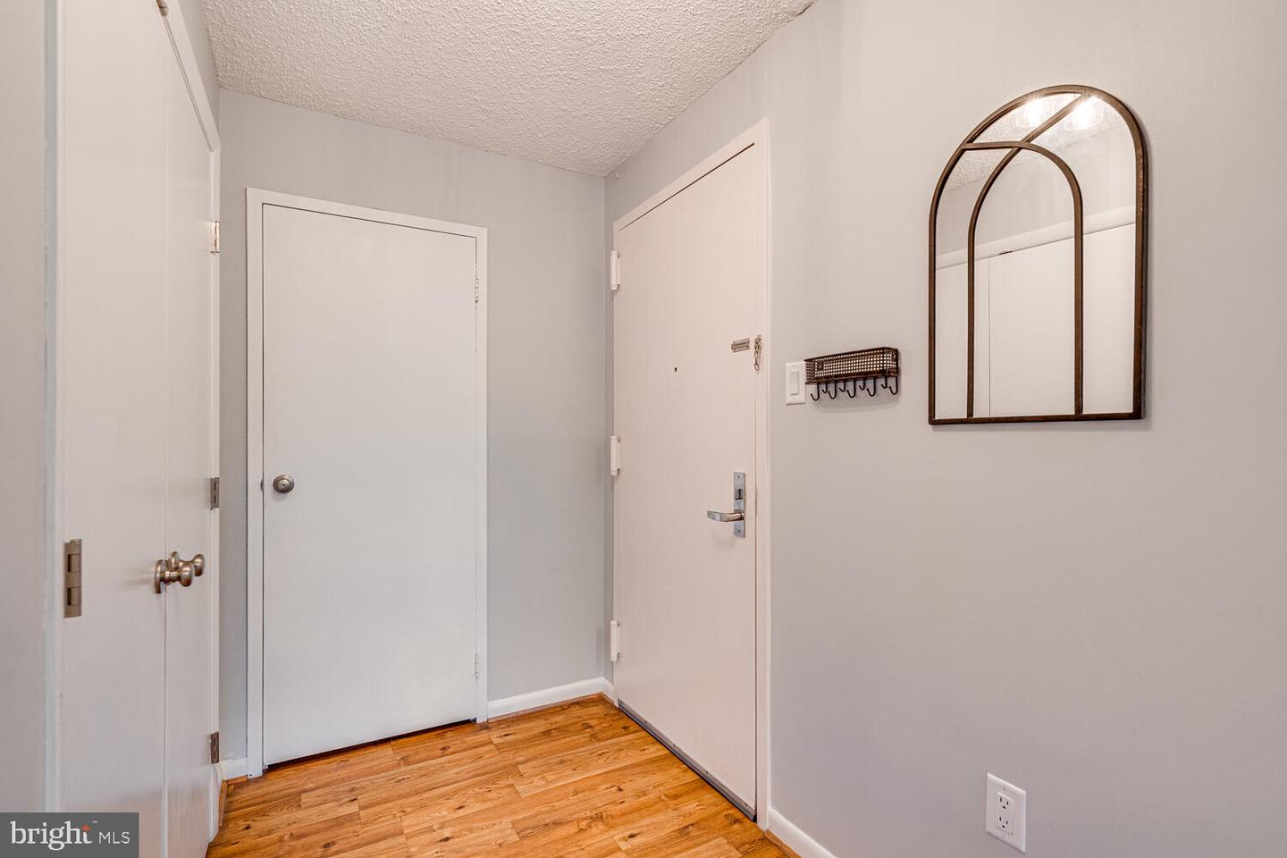 200 N PICKETT ST #308, ALEXANDRIA, Virginia 22304, 3 Bedrooms Bedrooms, ,2 BathroomsBathrooms,Residential,For sale,200 N PICKETT ST #308,VAAX2047034 MLS # VAAX2047034