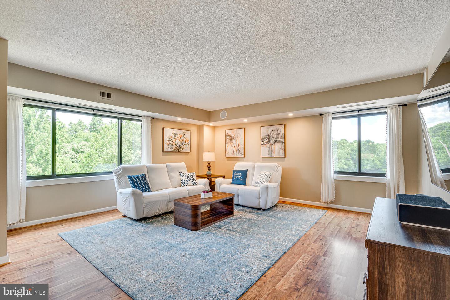 200 N PICKETT ST #308, ALEXANDRIA, Virginia 22304, 3 Bedrooms Bedrooms, ,2 BathroomsBathrooms,Residential,For sale,200 N PICKETT ST #308,VAAX2047034 MLS # VAAX2047034