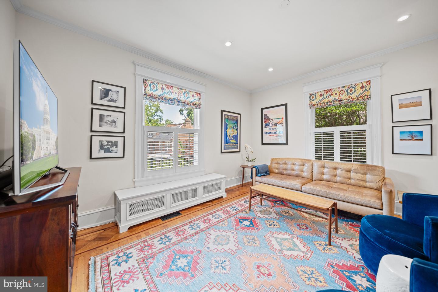 3031 NEWARK ST NW, WASHINGTON, District Of Columbia 20008, 5 Bedrooms Bedrooms, ,4 BathroomsBathrooms,Residential,For sale,3031 NEWARK ST NW,DCDC2208264 MLS # DCDC2208264