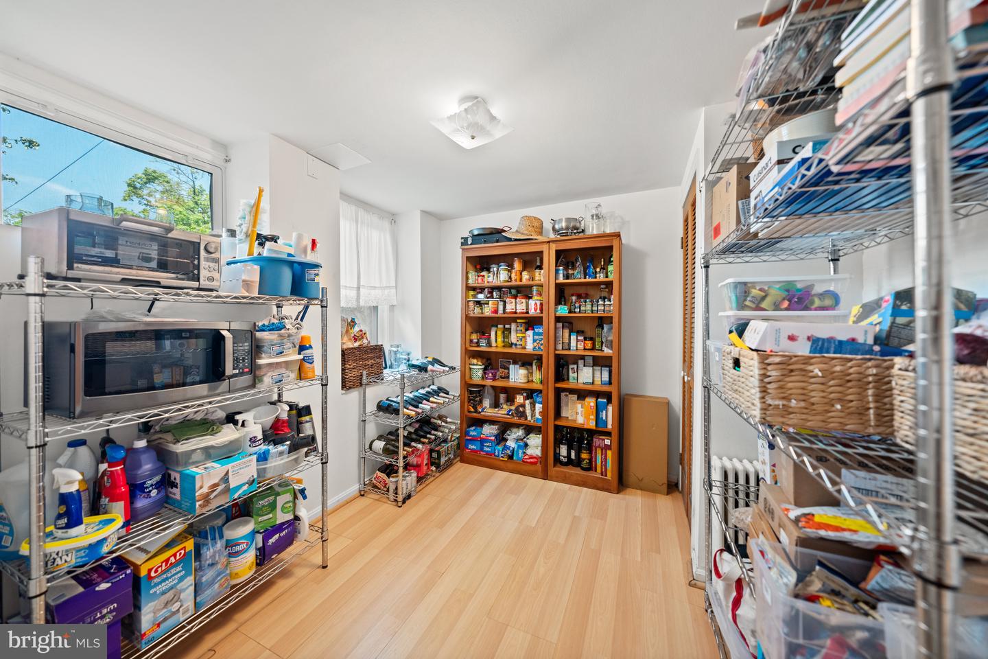 3031 NEWARK ST NW, WASHINGTON, District Of Columbia 20008, 5 Bedrooms Bedrooms, ,4 BathroomsBathrooms,Residential,For sale,3031 NEWARK ST NW,DCDC2208264 MLS # DCDC2208264