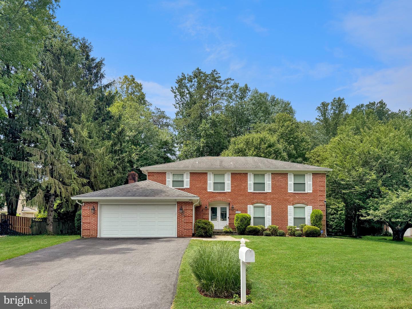 6603 BRIAR HILL CT, MCLEAN, Virginia 22101, 5 Bedrooms Bedrooms, ,5 BathroomsBathrooms,Residential,For sale,6603 BRIAR HILL CT,VAFX2252536 MLS # VAFX2252536