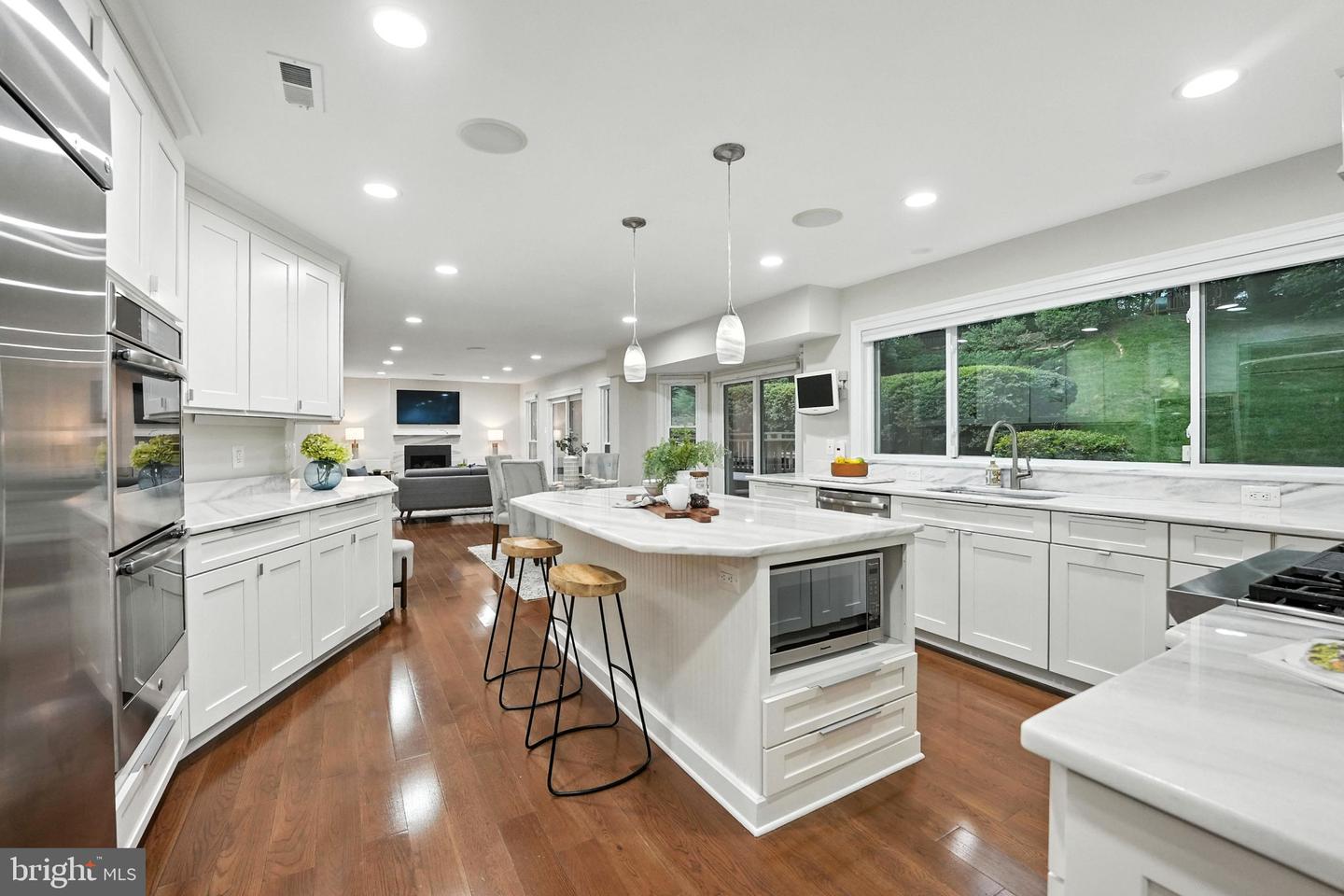 6603 BRIAR HILL CT, MCLEAN, Virginia 22101, 5 Bedrooms Bedrooms, ,5 BathroomsBathrooms,Residential,For sale,6603 BRIAR HILL CT,VAFX2252536 MLS # VAFX2252536