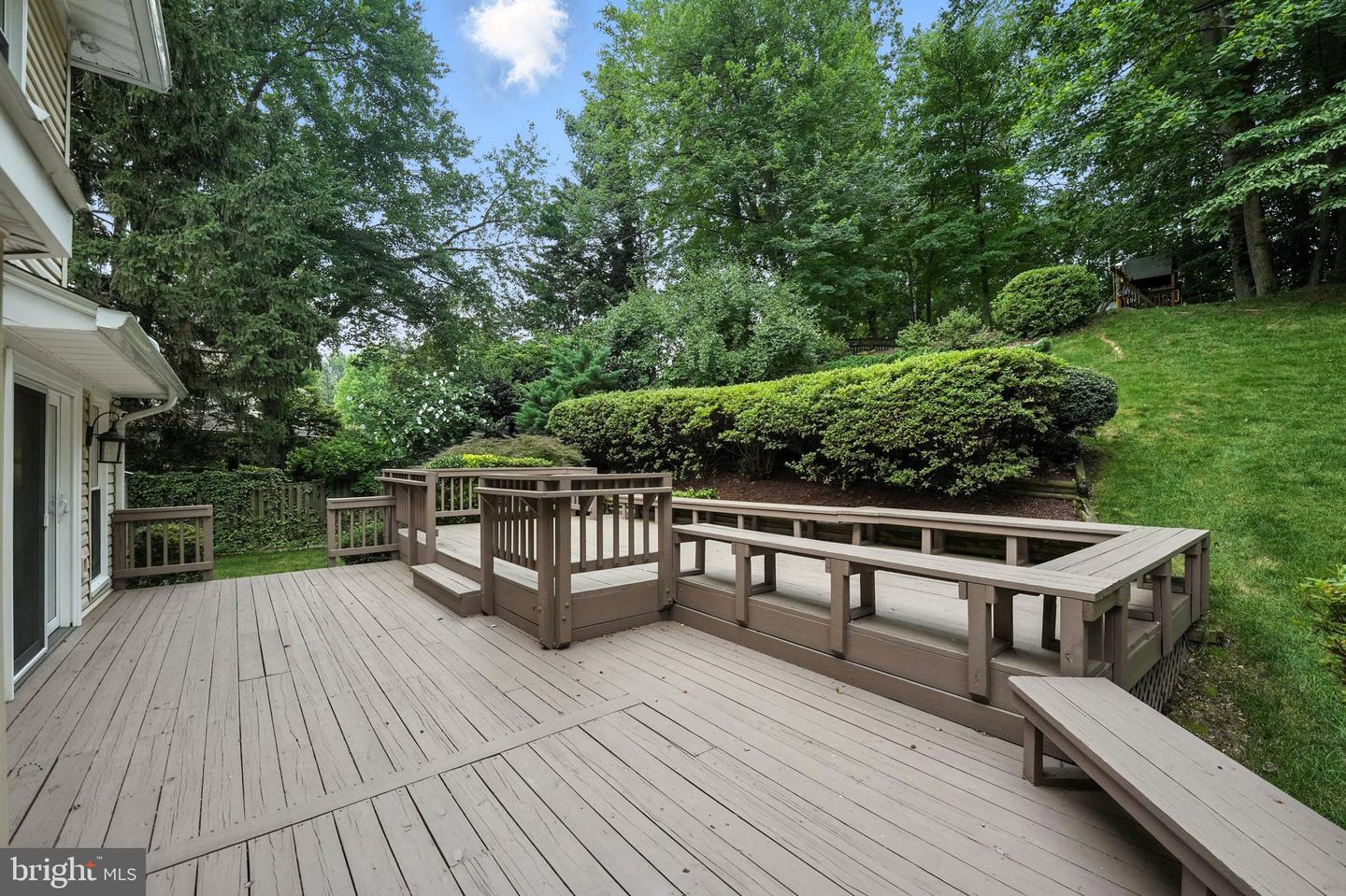 6603 BRIAR HILL CT, MCLEAN, Virginia 22101, 5 Bedrooms Bedrooms, ,5 BathroomsBathrooms,Residential,For sale,6603 BRIAR HILL CT,VAFX2252536 MLS # VAFX2252536