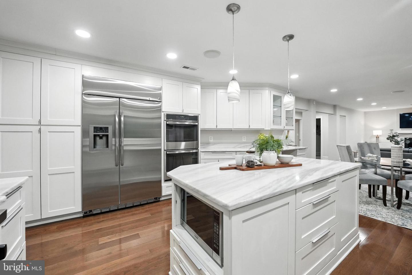 6603 BRIAR HILL CT, MCLEAN, Virginia 22101, 5 Bedrooms Bedrooms, ,5 BathroomsBathrooms,Residential,For sale,6603 BRIAR HILL CT,VAFX2252536 MLS # VAFX2252536