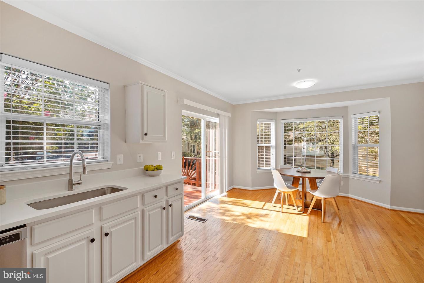42860 GOLF VIEW DR, CHANTILLY, Virginia 20152, 3 Bedrooms Bedrooms, ,3 BathroomsBathrooms,Residential,For sale,42860 GOLF VIEW DR,VALO2100812 MLS # VALO2100812