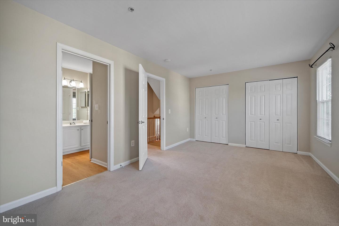 42860 GOLF VIEW DR, CHANTILLY, Virginia 20152, 3 Bedrooms Bedrooms, ,3 BathroomsBathrooms,Residential,For sale,42860 GOLF VIEW DR,VALO2100812 MLS # VALO2100812