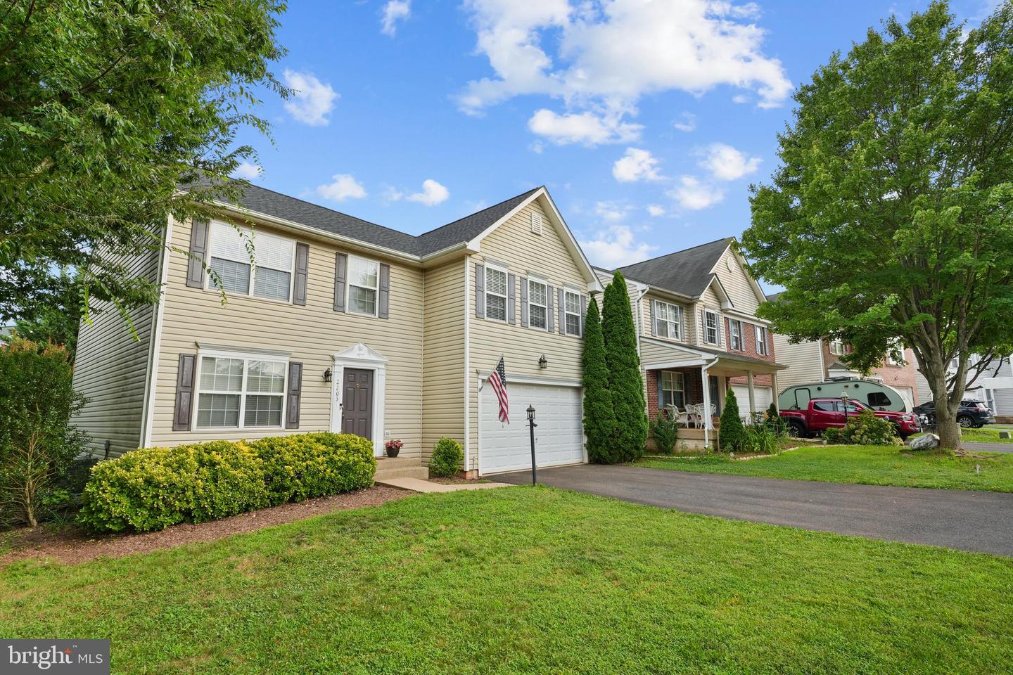 2203 COTTONWOOD LN, CULPEPER, Virginia 22701, 4 Bedrooms Bedrooms, ,3 BathroomsBathrooms,Residential,For sale,2203 COTTONWOOD LN,VACU2010910 MLS # VACU2010910