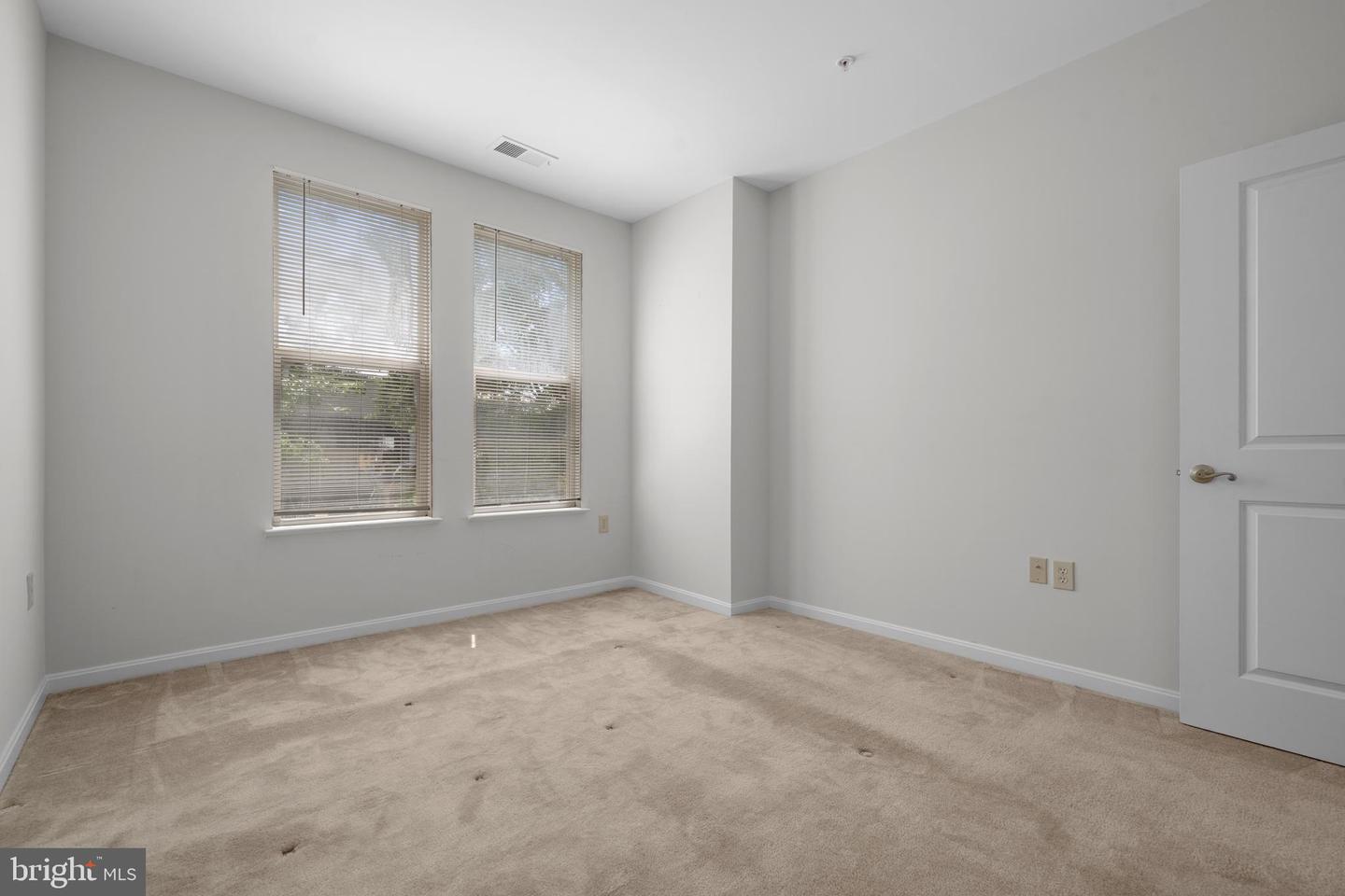 2665 PROSPERITY AVE #310, FAIRFAX, Virginia 22031, 1 Bedroom Bedrooms, ,1 BathroomBathrooms,Residential,For sale,2665 PROSPERITY AVE #310,VAFX2252560 MLS # VAFX2252560