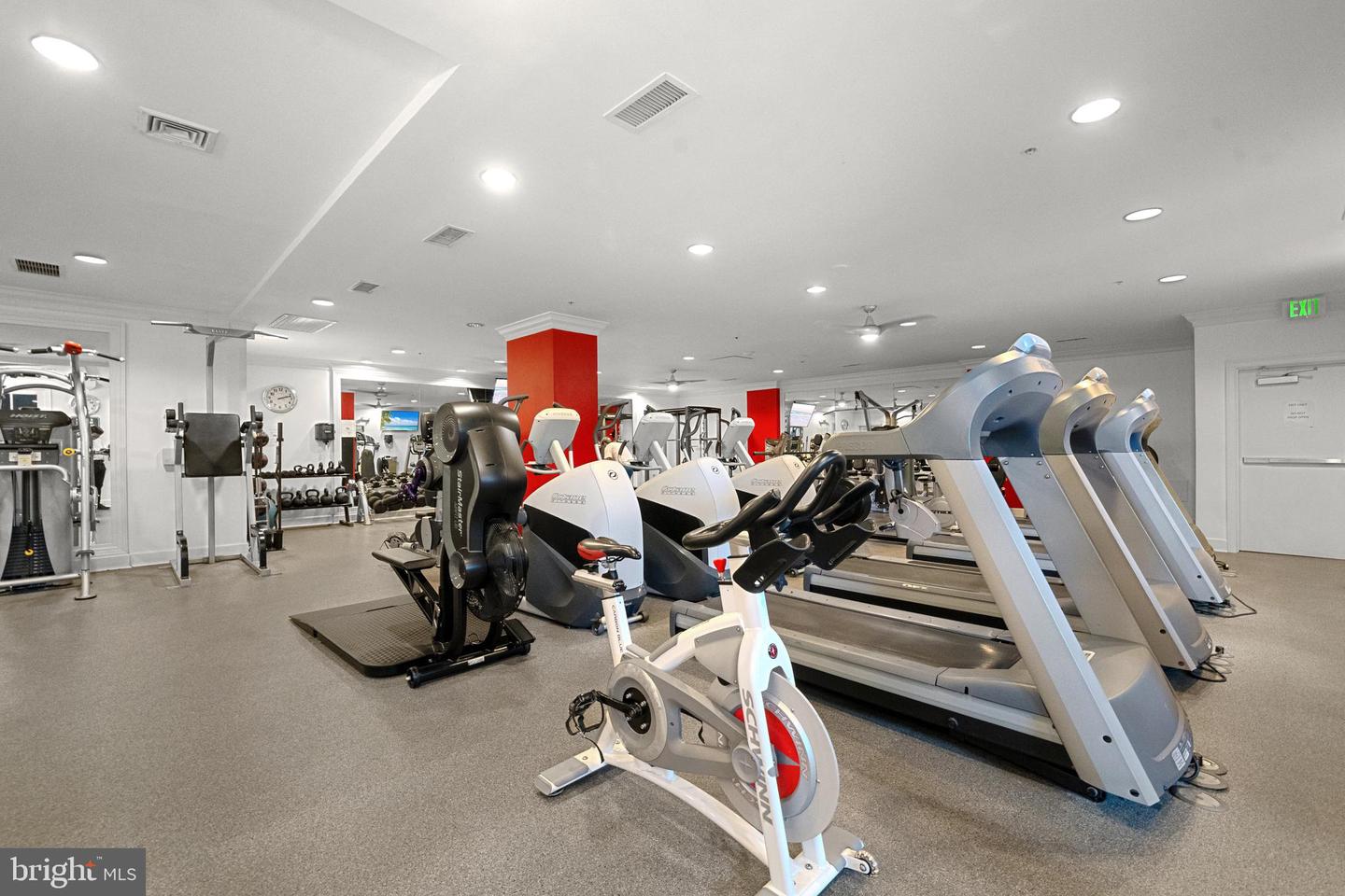 2665 PROSPERITY AVE #310, FAIRFAX, Virginia 22031, 1 Bedroom Bedrooms, ,1 BathroomBathrooms,Residential,For sale,2665 PROSPERITY AVE #310,VAFX2252560 MLS # VAFX2252560