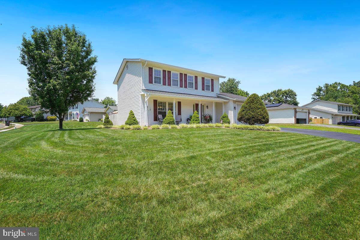 8940 TARRAGON CT, MANASSAS, Virginia 20110, 3 Bedrooms Bedrooms, ,2 BathroomsBathrooms,Residential,For sale,8940 TARRAGON CT,VAMN2008602 MLS # VAMN2008602