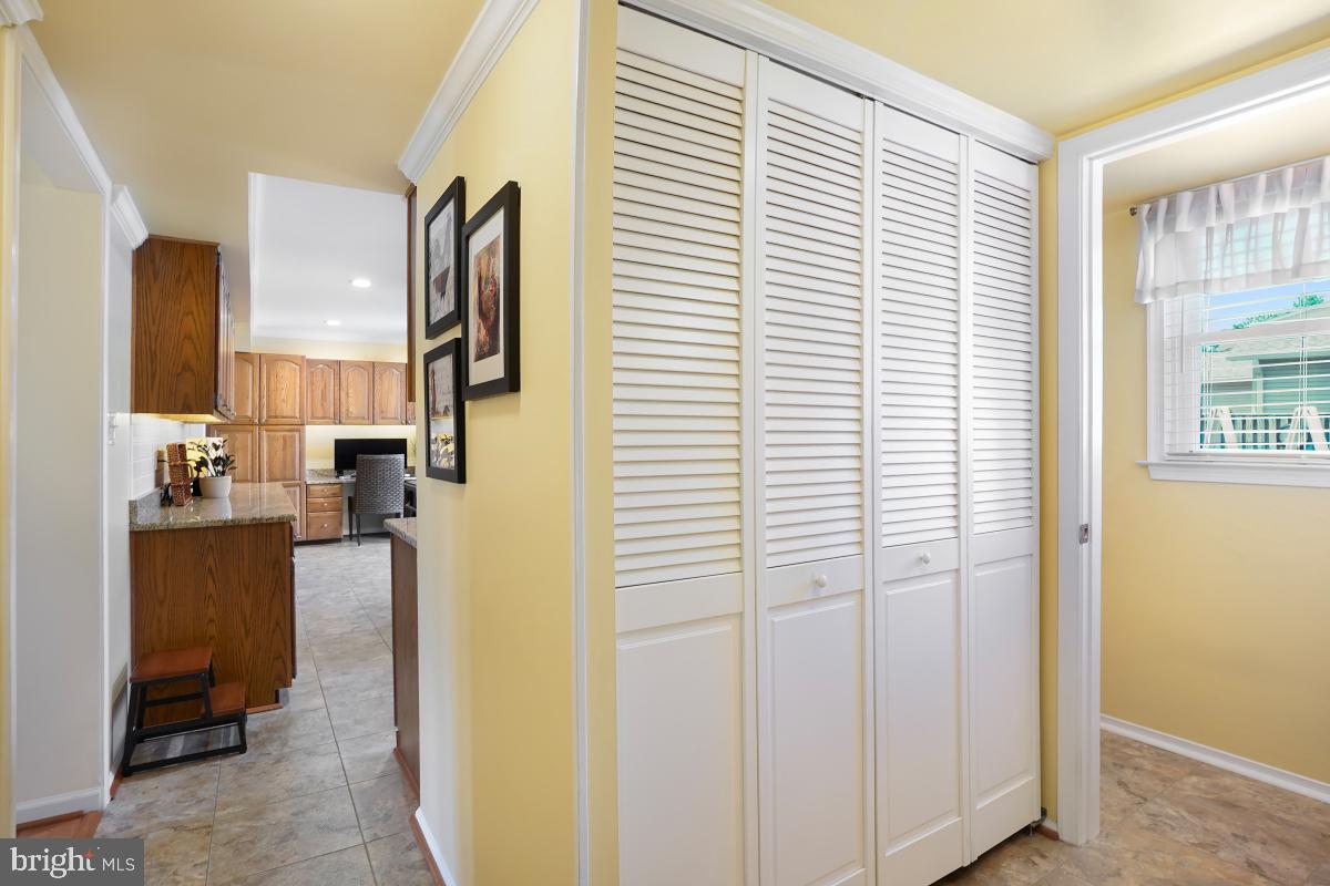 8940 TARRAGON CT, MANASSAS, Virginia 20110, 3 Bedrooms Bedrooms, ,2 BathroomsBathrooms,Residential,For sale,8940 TARRAGON CT,VAMN2008602 MLS # VAMN2008602