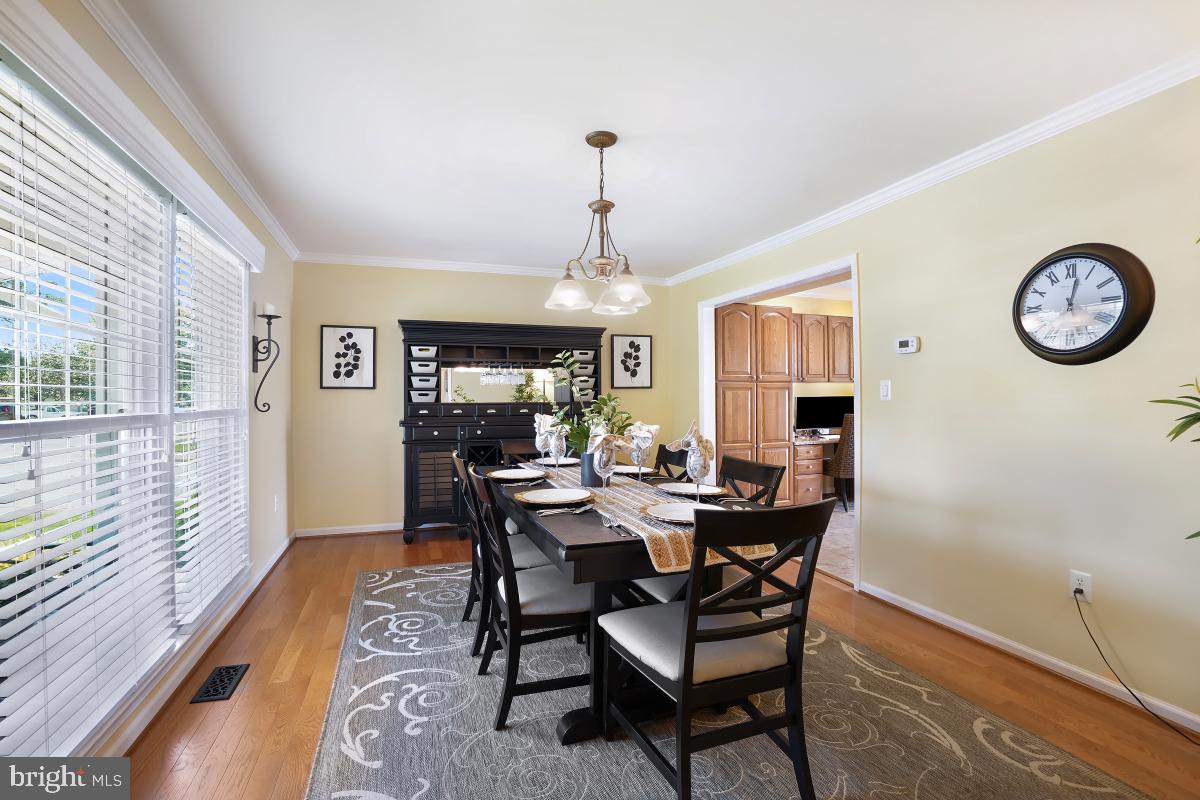 8940 TARRAGON CT, MANASSAS, Virginia 20110, 3 Bedrooms Bedrooms, ,2 BathroomsBathrooms,Residential,For sale,8940 TARRAGON CT,VAMN2008602 MLS # VAMN2008602