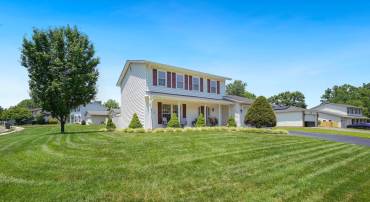 8940 TARRAGON CT, MANASSAS, Virginia 20110, 3 Bedrooms Bedrooms, ,2 BathroomsBathrooms,Residential,For sale,8940 TARRAGON CT,VAMN2008602 MLS # VAMN2008602