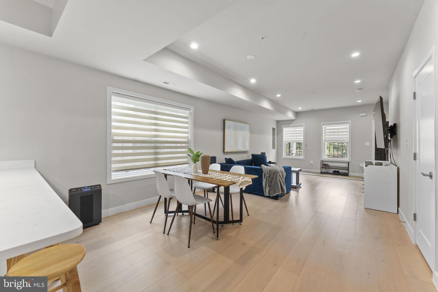 4008 9TH ST SE, WASHINGTON, District Of Columbia 20032, 4 Bedrooms Bedrooms, ,4 BathroomsBathrooms,Residential,For sale,4008 9TH ST SE,DCDC2208502 MLS # DCDC2208502