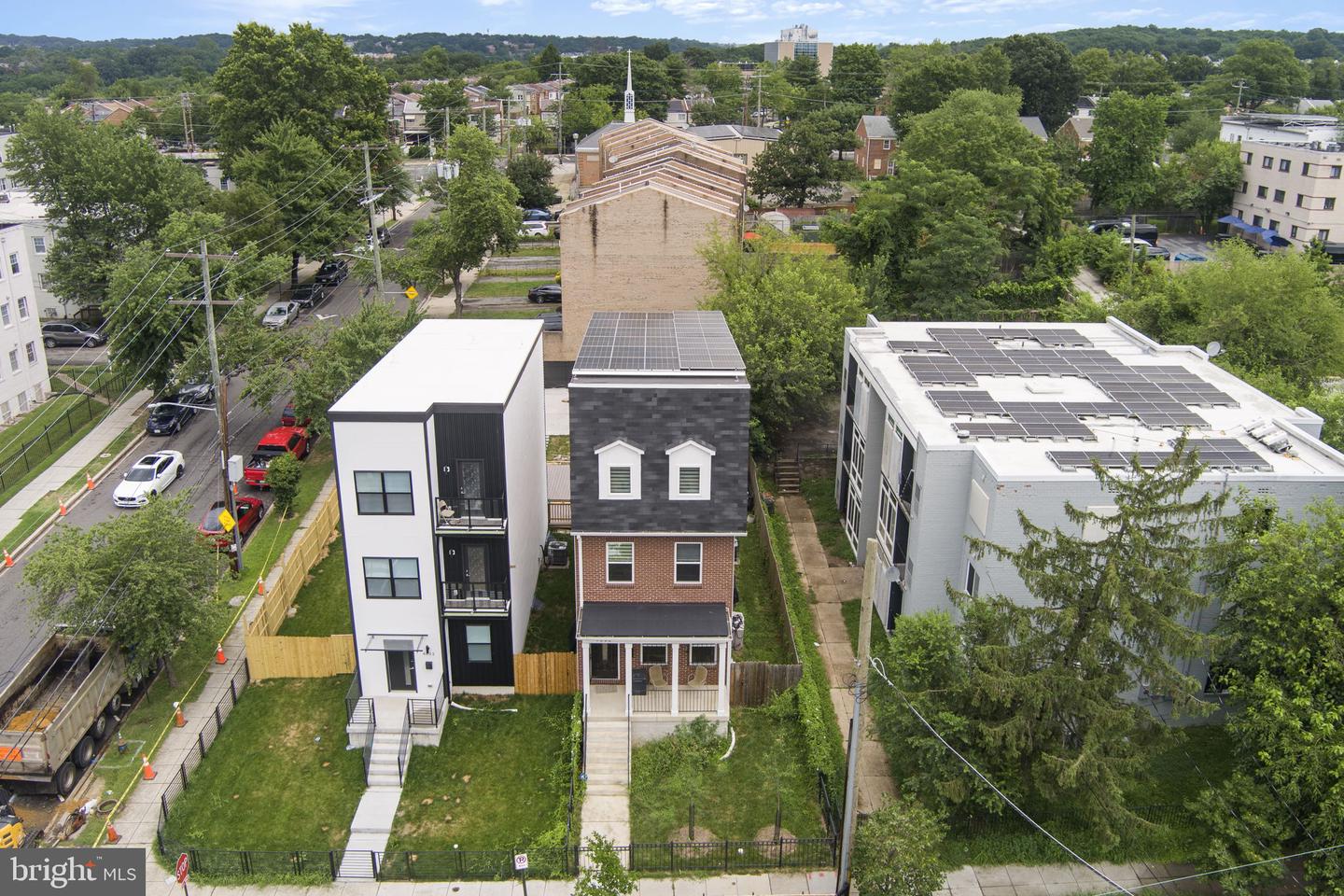 4008 9TH ST SE, WASHINGTON, District Of Columbia 20032, 4 Bedrooms Bedrooms, ,4 BathroomsBathrooms,Residential,For sale,4008 9TH ST SE,DCDC2208502 MLS # DCDC2208502