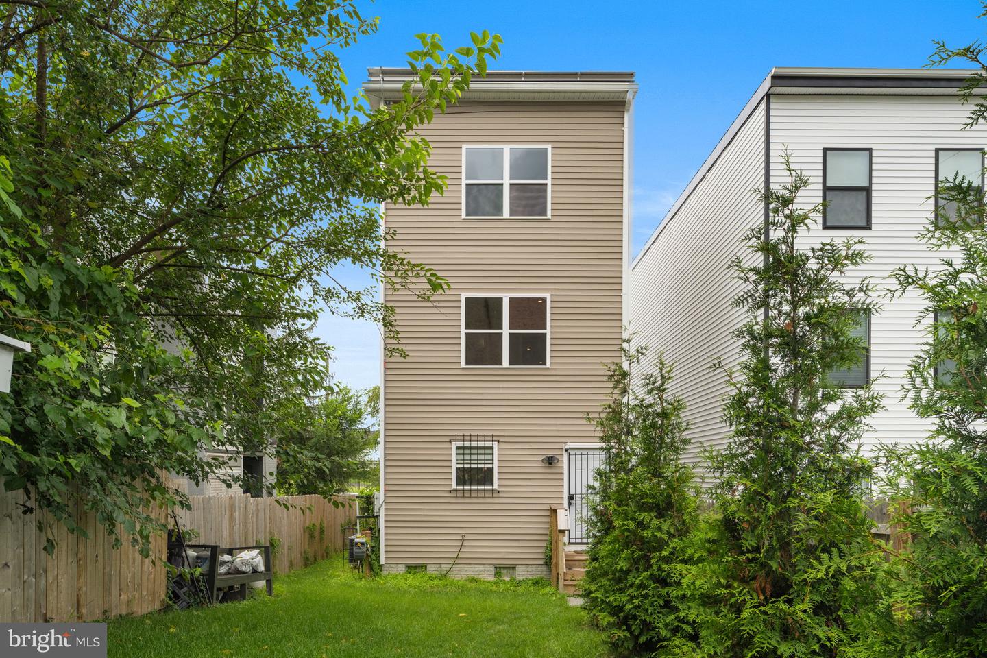 4008 9TH ST SE, WASHINGTON, District Of Columbia 20032, 4 Bedrooms Bedrooms, ,4 BathroomsBathrooms,Residential,For sale,4008 9TH ST SE,DCDC2208502 MLS # DCDC2208502