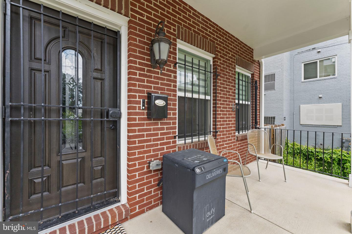 4008 9TH ST SE, WASHINGTON, District Of Columbia 20032, 4 Bedrooms Bedrooms, ,4 BathroomsBathrooms,Residential,For sale,4008 9TH ST SE,DCDC2208502 MLS # DCDC2208502