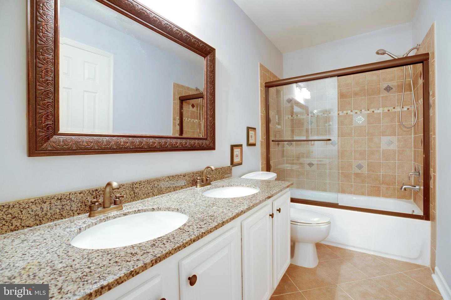 20597 GLENMERE SQ, STERLING, Virginia 20165, 3 Bedrooms Bedrooms, ,3 BathroomsBathrooms,Residential,For sale,20597 GLENMERE SQ,VALO2100894 MLS # VALO2100894