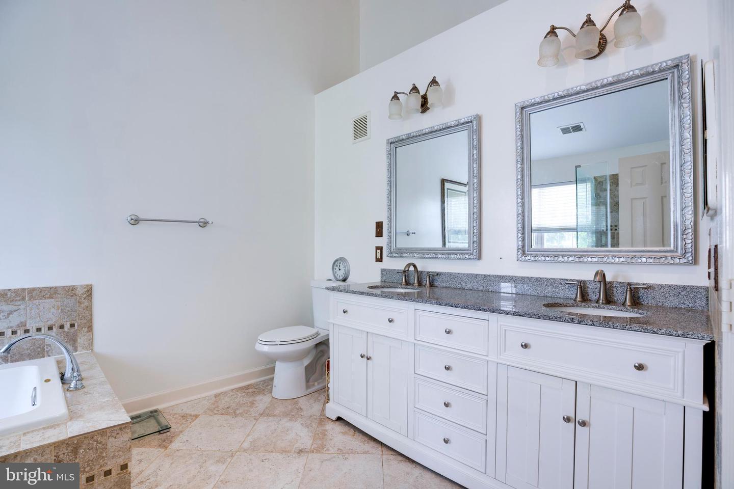20597 GLENMERE SQ, STERLING, Virginia 20165, 3 Bedrooms Bedrooms, ,3 BathroomsBathrooms,Residential,For sale,20597 GLENMERE SQ,VALO2100894 MLS # VALO2100894