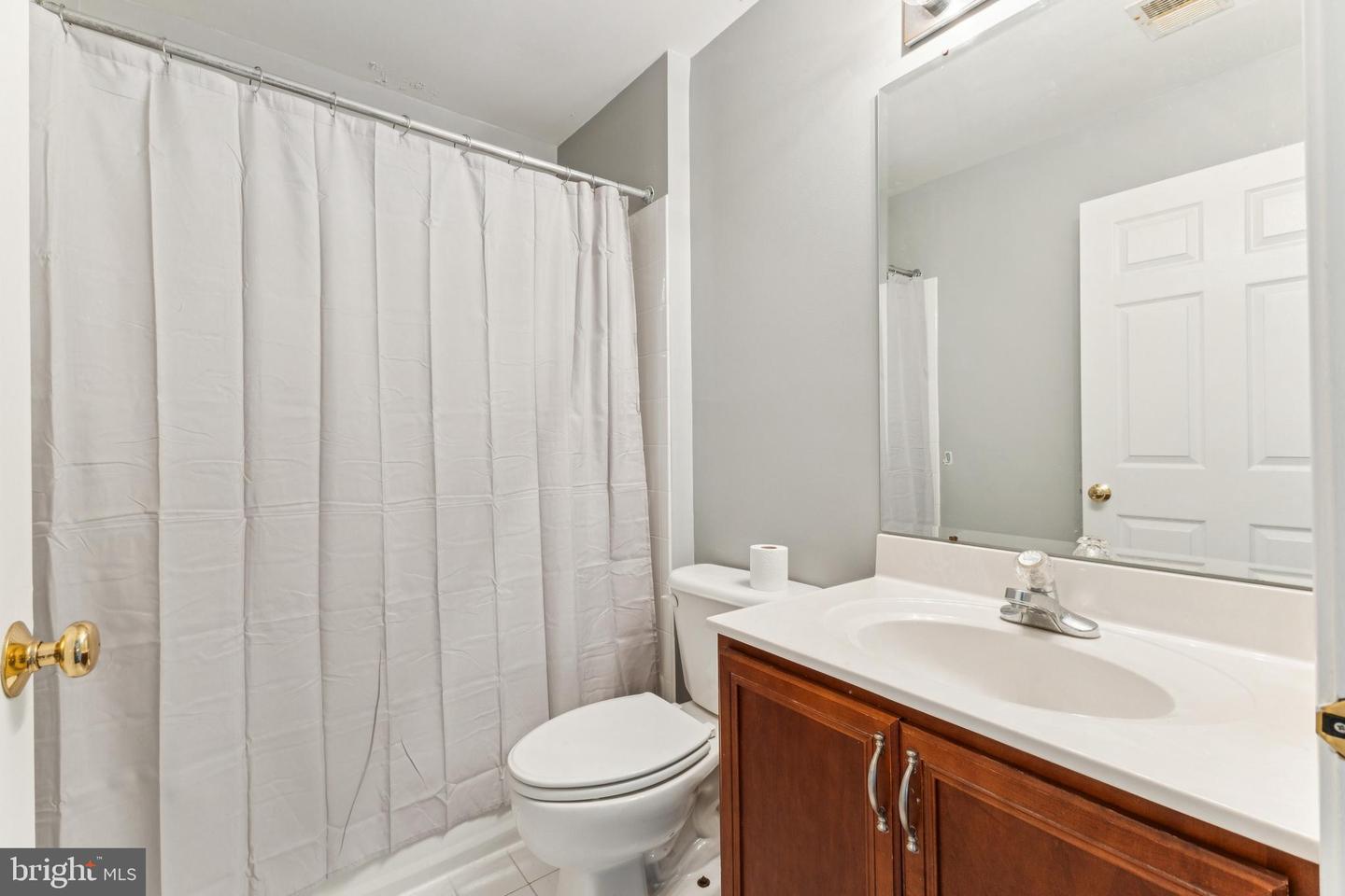 106 MISTY POND TER, PURCELLVILLE, Virginia 20132, 4 Bedrooms Bedrooms, ,3 BathroomsBathrooms,Residential,For sale,106 MISTY POND TER,VALO2100896 MLS # VALO2100896