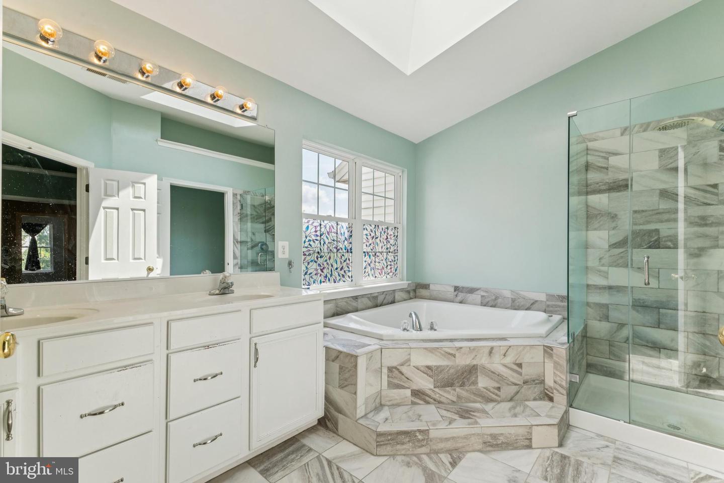 106 MISTY POND TER, PURCELLVILLE, Virginia 20132, 4 Bedrooms Bedrooms, ,3 BathroomsBathrooms,Residential,For sale,106 MISTY POND TER,VALO2100896 MLS # VALO2100896