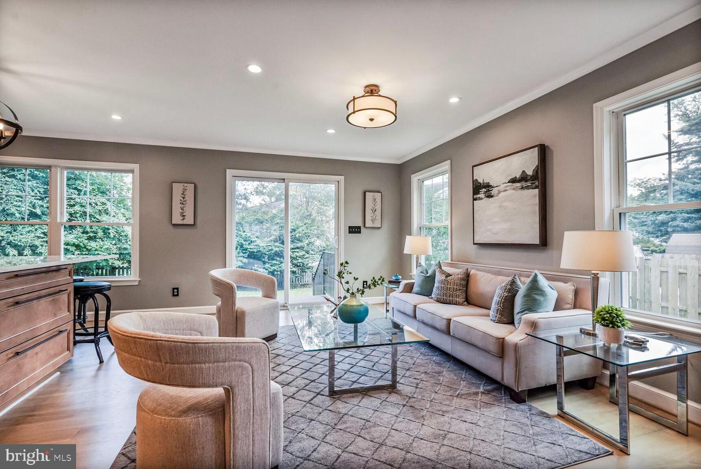 6111 WASHINGTON BLVD, ARLINGTON, Virginia 22205, 5 Bedrooms Bedrooms, ,2 BathroomsBathrooms,Residential,For sale,6111 WASHINGTON BLVD,VAAR2060062 MLS # VAAR2060062